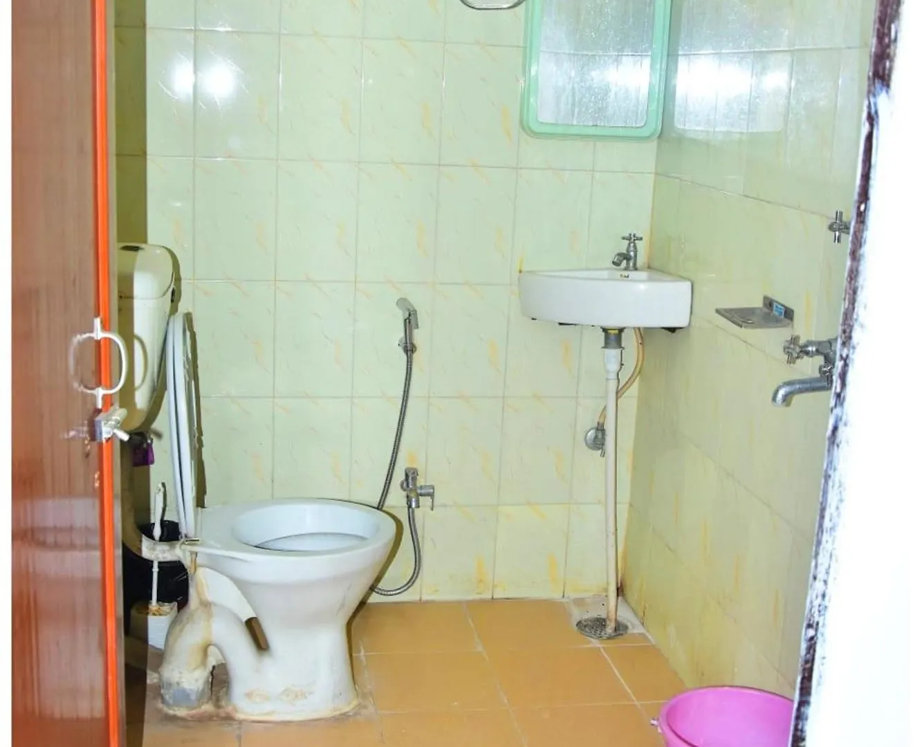 Varanasi Hotel M-A-N-G-L-A Paying # Near Dashashwamedh Ghat And Kashi Vishwanath Temple - A Premium Guest House In Váránasí