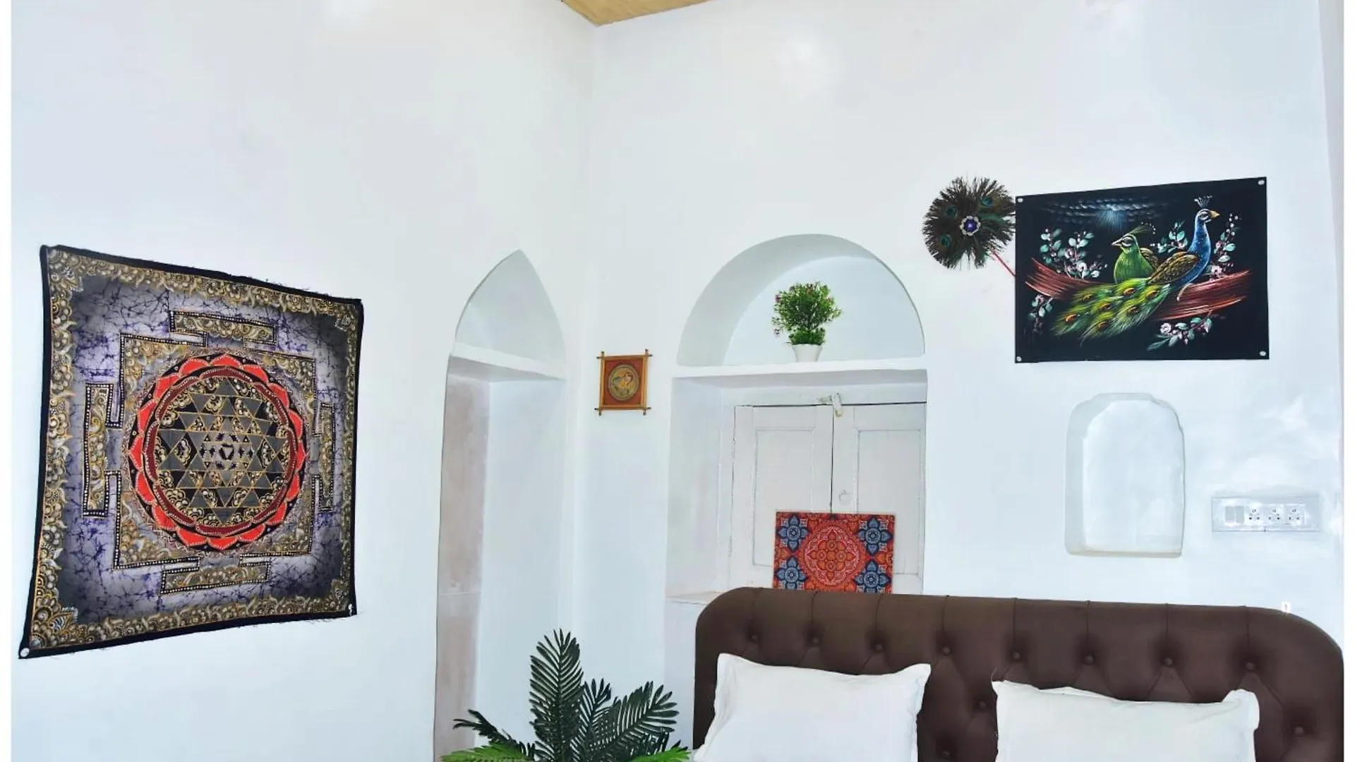 Varanasi Hotel M-A-N-G-L-A Paying # Near Dashashwamedh Ghat And Kashi Vishwanath Temple - A Premium Guest House In Váránasí