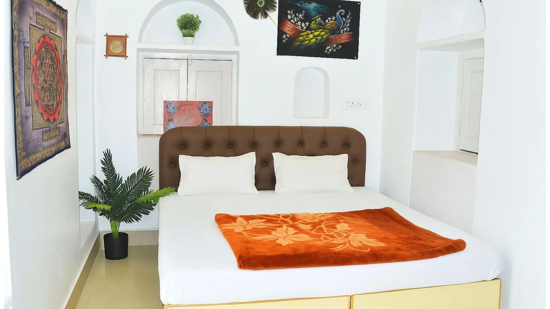 Varanasi Hotel M-A-N-G-L-A Paying # Near Dashashwamedh Ghat And Kashi Vishwanath Temple - A Premium Guest House In Váránasí