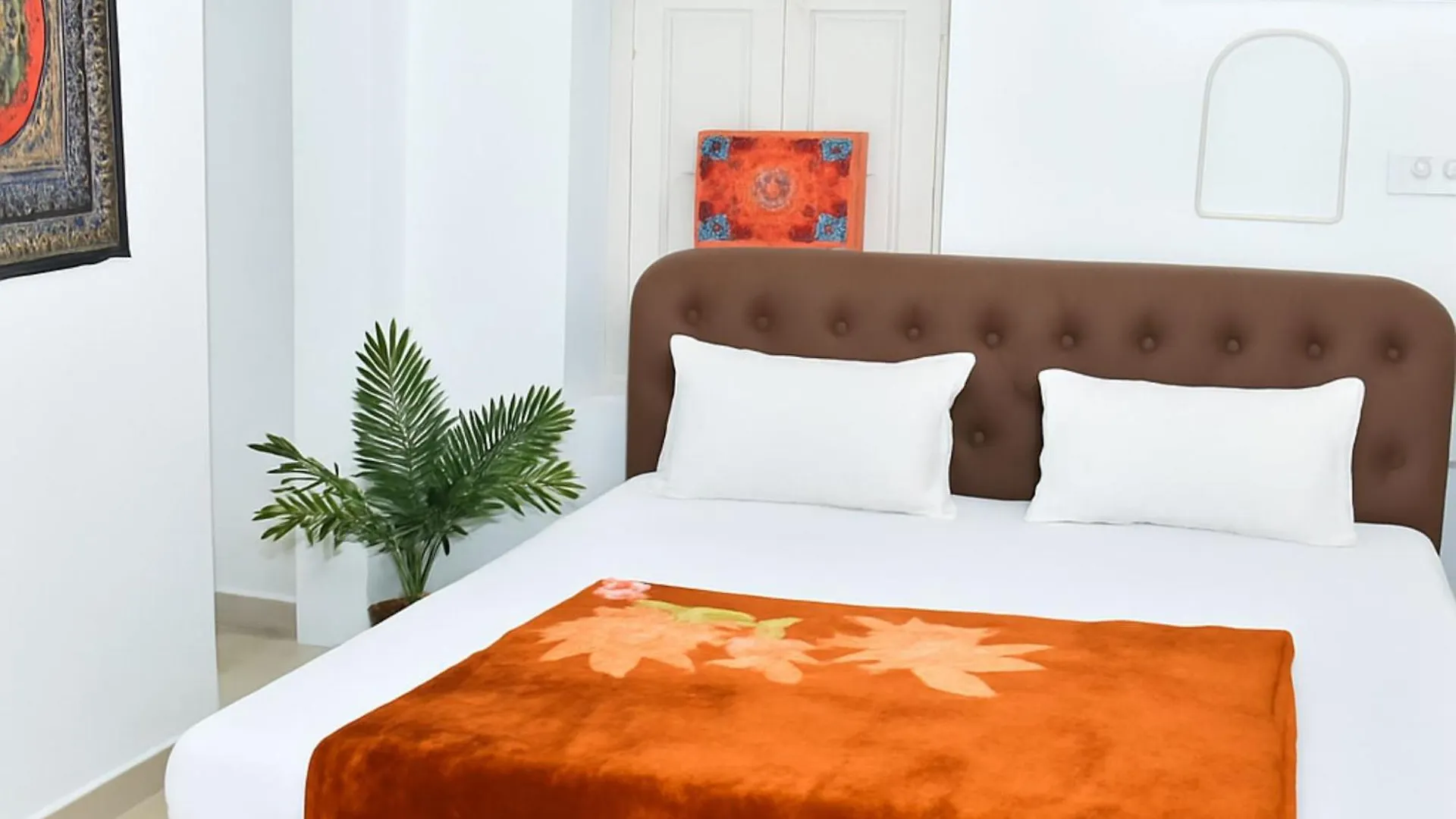 Varanasi Hotel M-A-N-G-L-A Paying # Near Dashashwamedh Ghat And Kashi Vishwanath Temple - A Premium Guest House In Váránasí